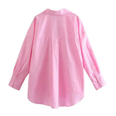 Long sleeve shirt with buttons on the front, a versatile shirt