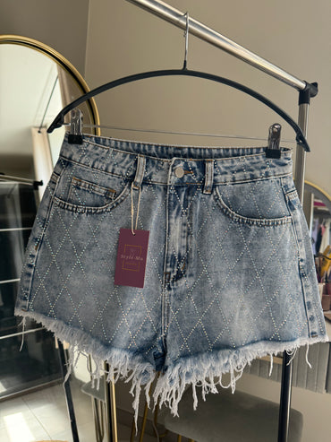 Short jean avec paillettes