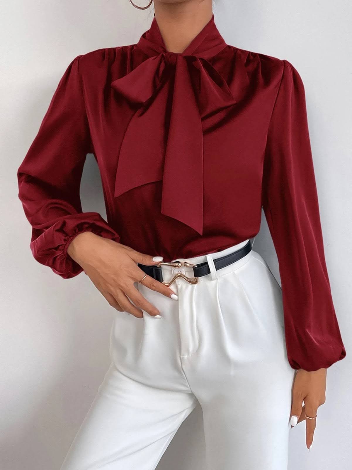 Chemise en satin à manches longues